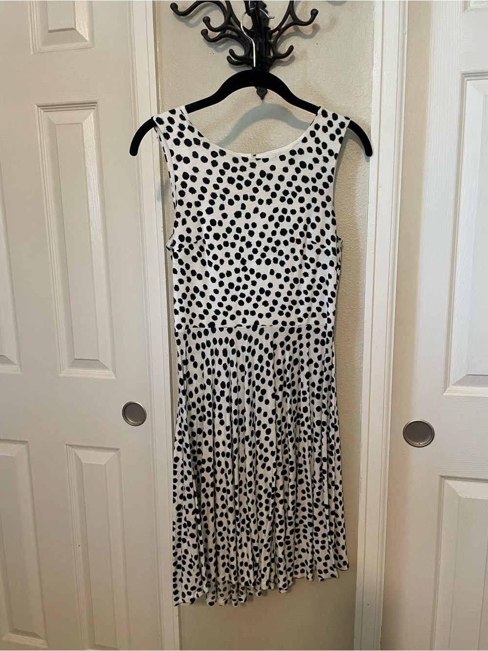 Loft Sleeveless Black & White Polka Dot Midi Dress